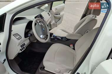 Хетчбек Nissan Leaf 2012 в 