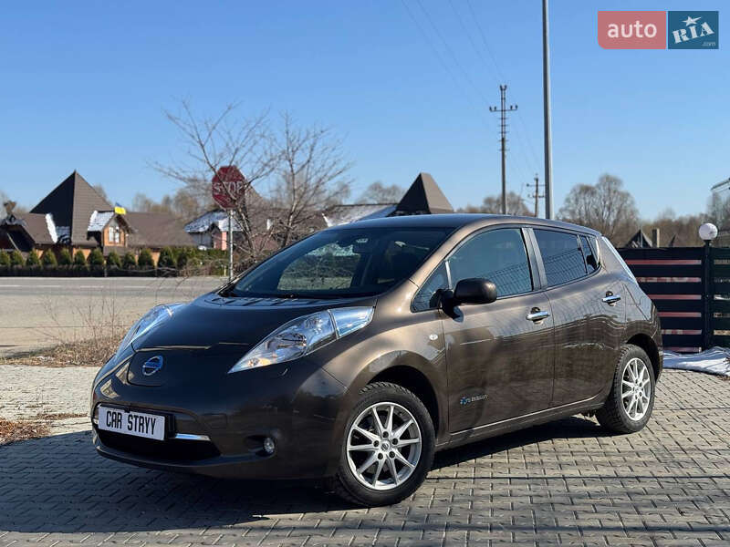 Хэтчбек Nissan Leaf 2017 в Стрые