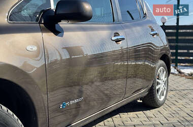 Хетчбек Nissan Leaf 2017 в 