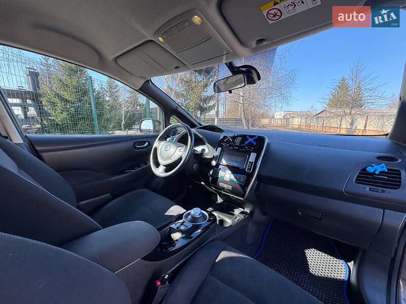 Хэтчбек Nissan Leaf 2017 в Стрые