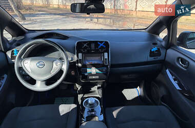 Хетчбек Nissan Leaf 2017 в 