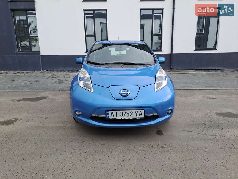 Хетчбек Nissan Leaf 2013 в Вишневому