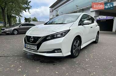 Хетчбек Nissan Leaf 2020 в Києві