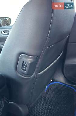 Хэтчбек Nissan Leaf 2018 в 