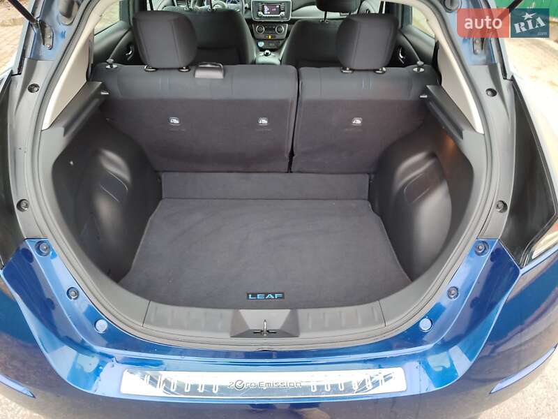 Хетчбек Nissan Leaf 2018 в Білогородці