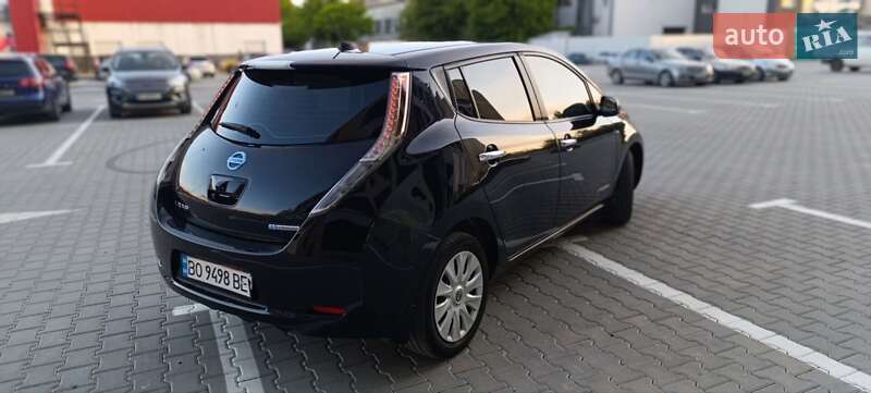 Хетчбек Nissan Leaf 2015 в Тернополі