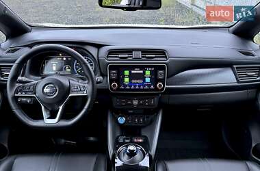 Хетчбек Nissan Leaf 2020 в 