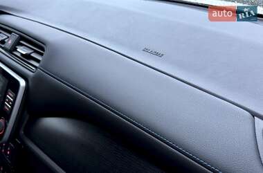 Хетчбек Nissan Leaf 2020 в 