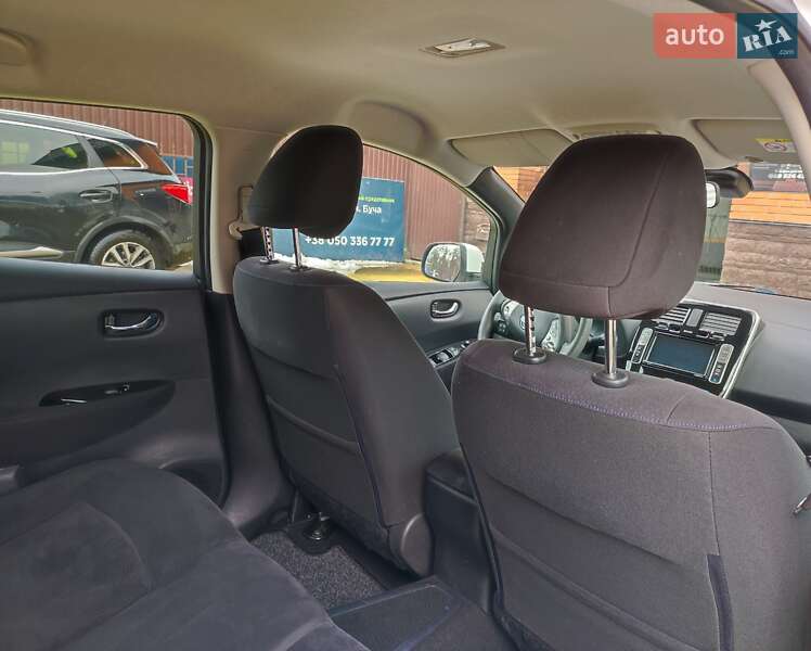 Хетчбек Nissan Leaf 2016 в Києві