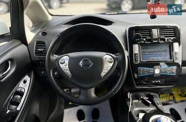 Хетчбек Nissan Leaf 2017 в 