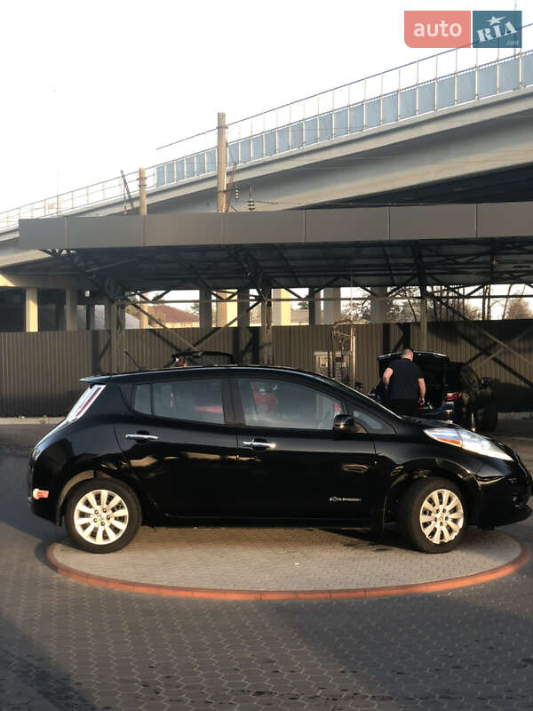 Хетчбек Nissan Leaf 2017 в Броварах