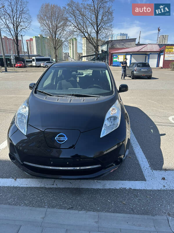 Хетчбек Nissan Leaf 2017 в Броварах