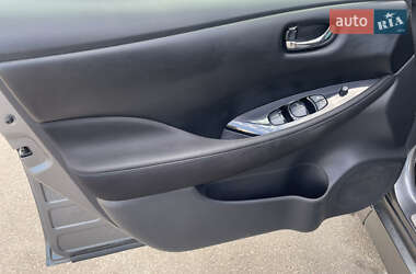 Хетчбек Nissan Leaf 2018 в 