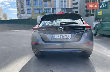 Хетчбек Nissan Leaf 2018 в 