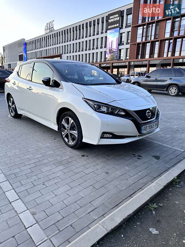 Хэтчбек Nissan Leaf 2021 в Виннице фото 2 Хэтчбек Nissan Leaf 2021 в Виннице
