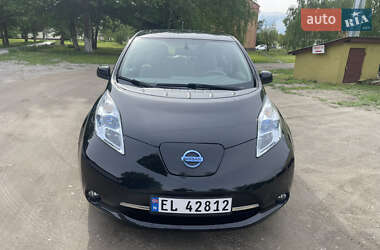 Хэтчбек Nissan Leaf 2012 в 