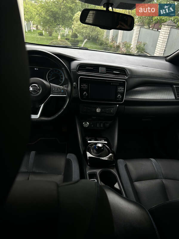 Хетчбек Nissan Leaf 2019 в Тернополі