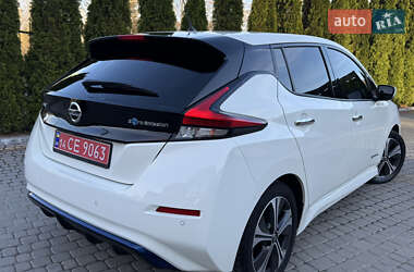 Хетчбек Nissan Leaf 2019 в 