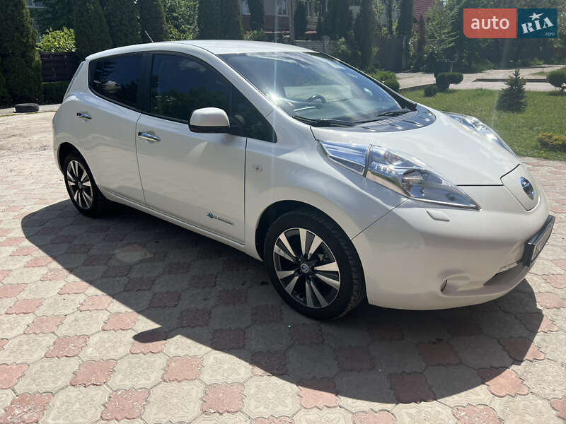Хетчбек Nissan Leaf 2014 в Харкові