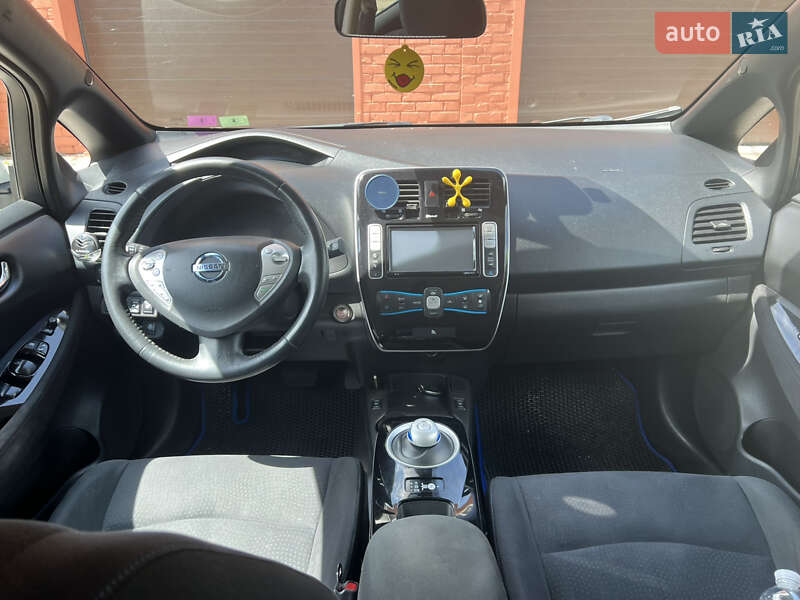 Хетчбек Nissan Leaf 2014 в Харкові