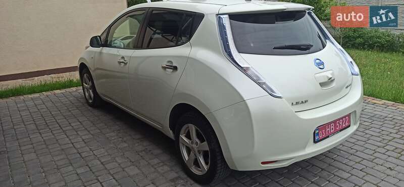 Хетчбек Nissan Leaf 2013 в Харкові