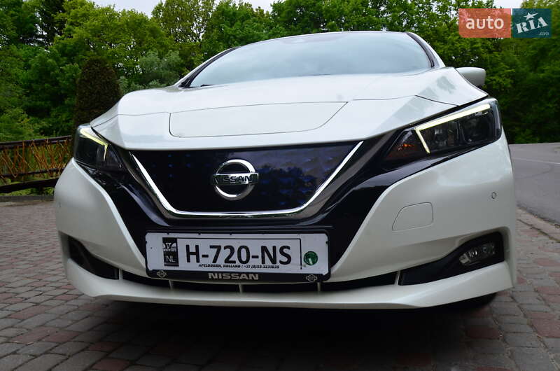 Хэтчбек Nissan Leaf 2020 в Трускавце