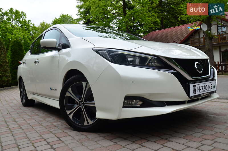 Хэтчбек Nissan Leaf 2020 в Трускавце
