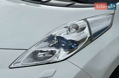 Хетчбек Nissan Leaf 2015 в 