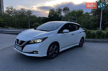 Хетчбек Nissan Leaf 2020 в Дніпрі