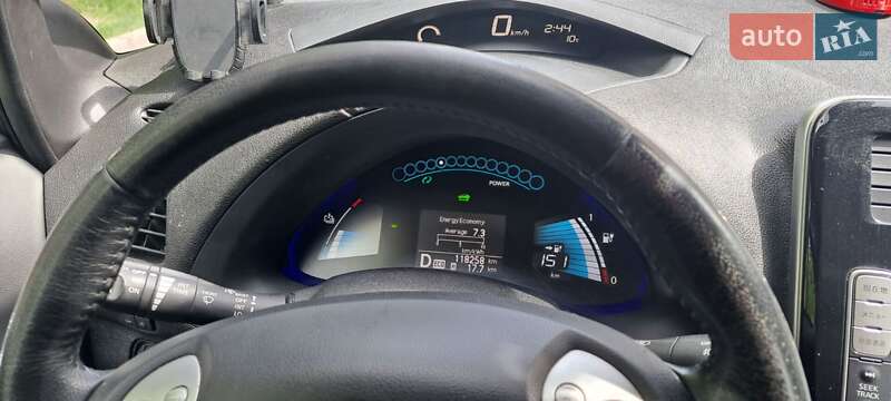 Хетчбек Nissan Leaf 2016 в Вінниці