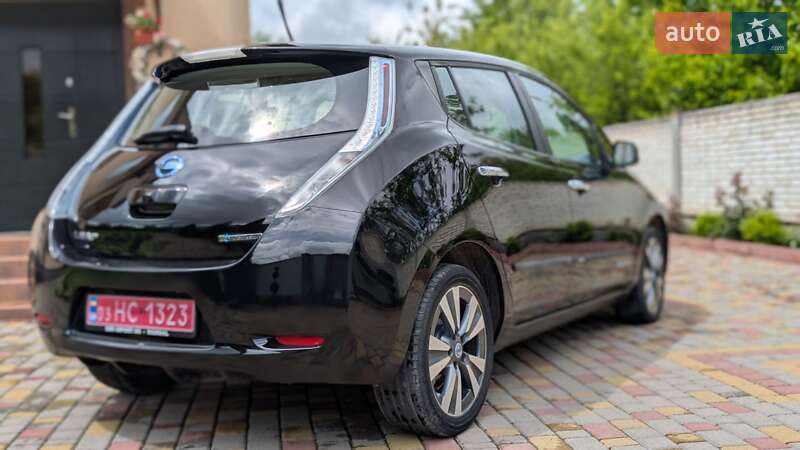 Хэтчбек Nissan Leaf 2014 в Ивано-Франковске