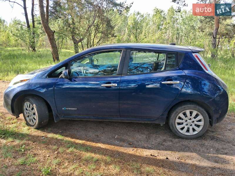 Хетчбек Nissan Leaf 2016 в Дніпрі фото 4 Хетчбек Nissan Leaf 2016 в Дніпрі
