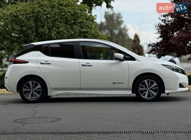Хэтчбек Nissan Leaf 2018 в Харькове