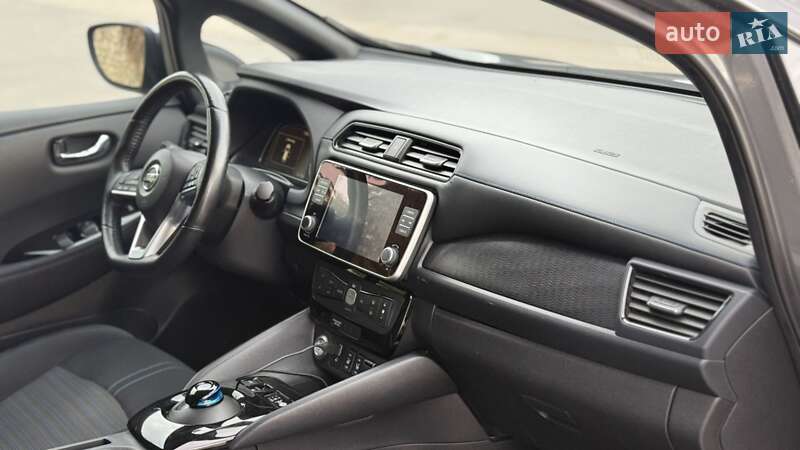 Хэтчбек Nissan Leaf 2019 в Тернополе фото 13 Хэтчбек Nissan Leaf 2019 в Тернополе