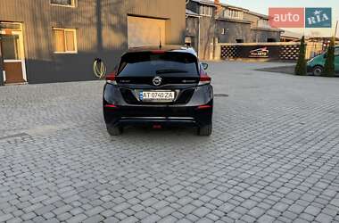 Хэтчбек Nissan Leaf 2018 в 