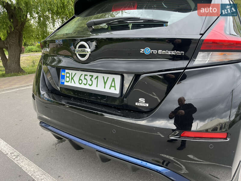 Хетчбек Nissan Leaf 2021 в Рівному