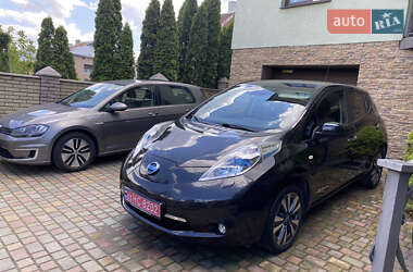 Хэтчбек Nissan Leaf 2016 в Черновцах