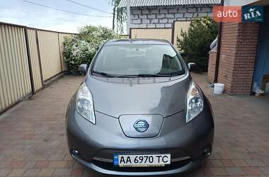 Хетчбек Nissan Leaf 2014 в Києві