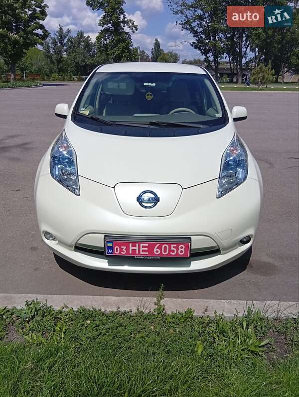 Хетчбек Nissan Leaf 2012 в Краматорську фото Хетчбек Nissan Leaf 2012 в Краматорську