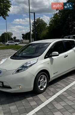 Хэтчбек Nissan Leaf 2012 в Виннице