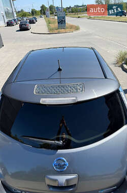 Хэтчбек Nissan Leaf 2014 в 