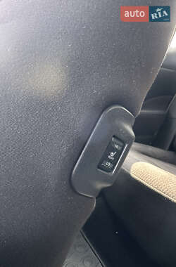 Хэтчбек Nissan Leaf 2014 в 