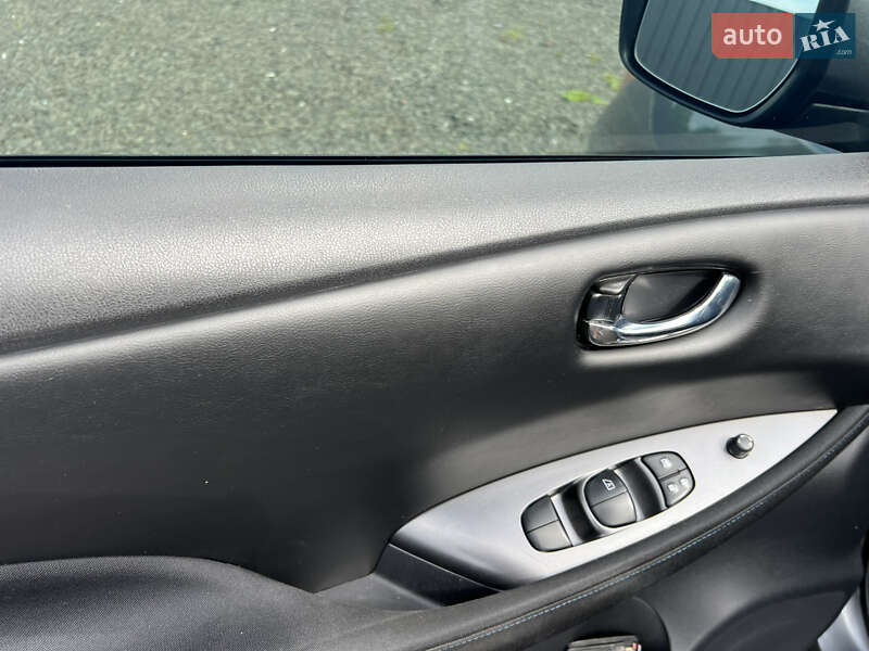 Хэтчбек Nissan Leaf 2019 в Луцке
