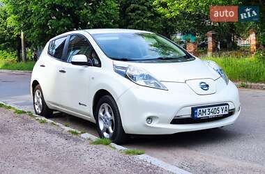 Хетчбек Nissan Leaf 2011 в 