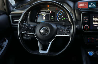 Хетчбек Nissan Leaf 2020 в 