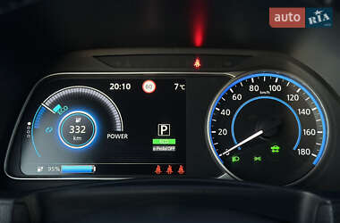 Хетчбек Nissan Leaf 2020 в 