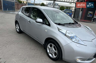 Хэтчбек Nissan Leaf 2012 в Ровно