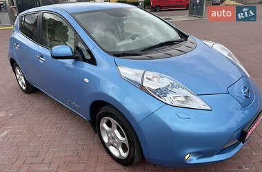 Хэтчбек Nissan Leaf 2012 в Ровно