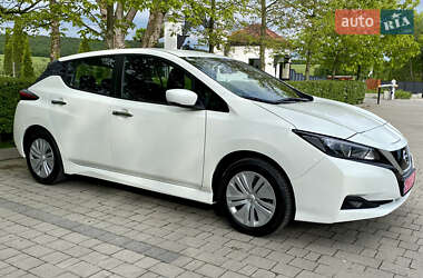 Хэтчбек Nissan Leaf 2021 в 