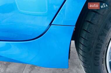 Хетчбек Nissan Leaf 2021 в 